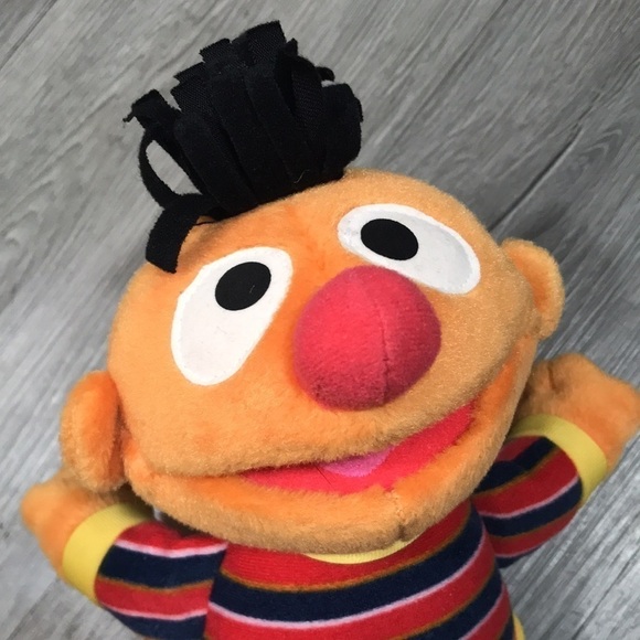 Fisher Price Vintage Earnie Plush Doll Dated 2002 - Picture 2 of 7